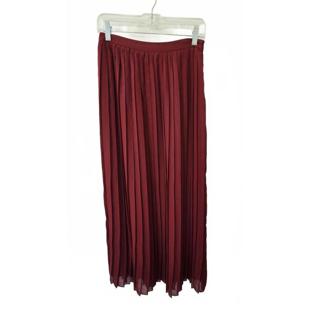 Sparkle & Fade Burgundy Pleated Maxi Skirt Size 4